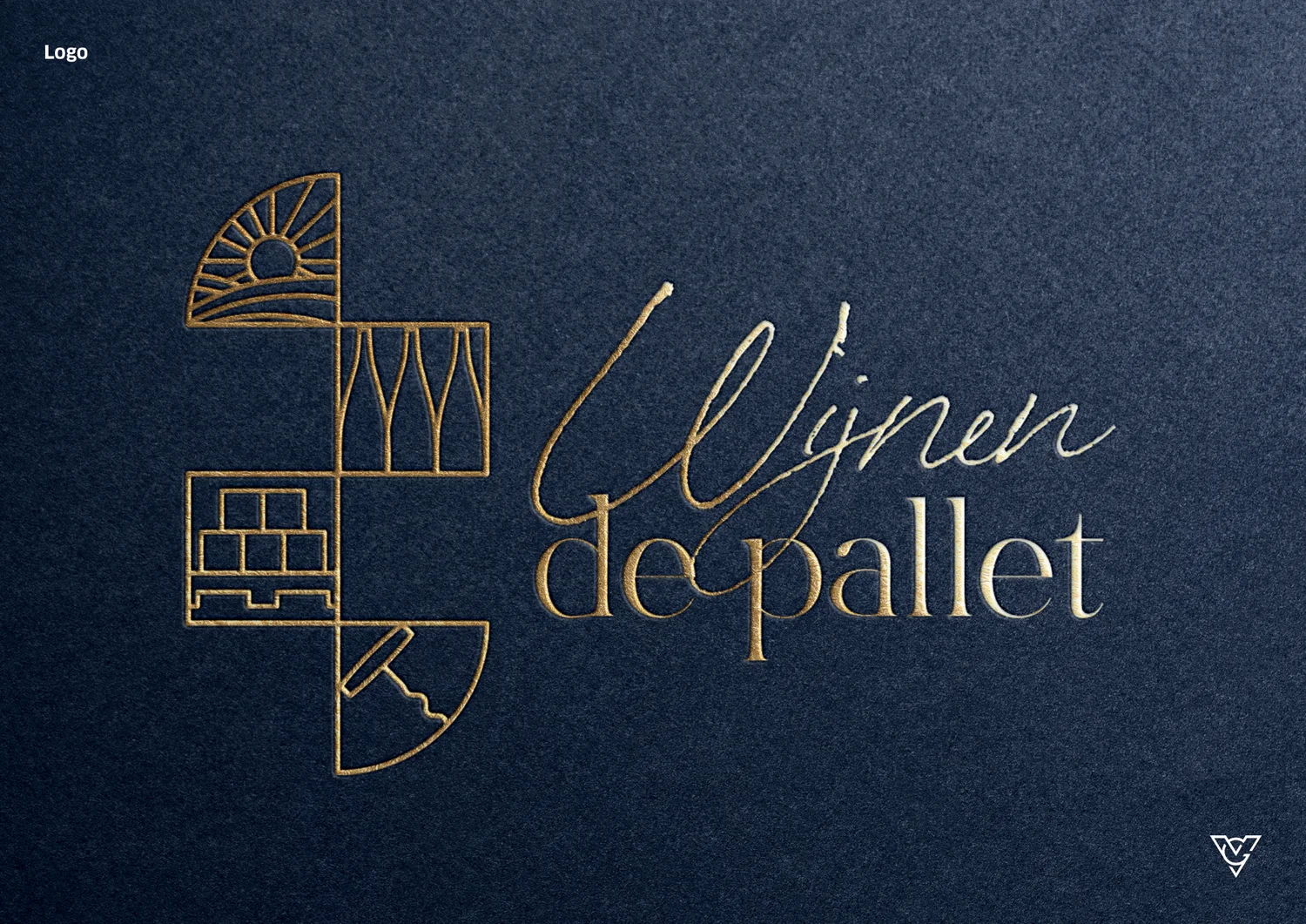 Wijnen de Pallet definitief logo in goudfolie op nachtblauw